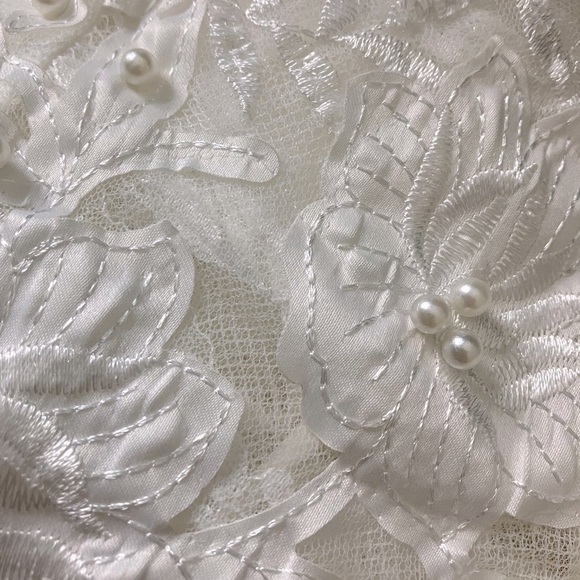 LULUS Bridal Elegant Sophisticated Sexy Floral Pearl Tieback Mermaid Gown - Picture 6 of 6